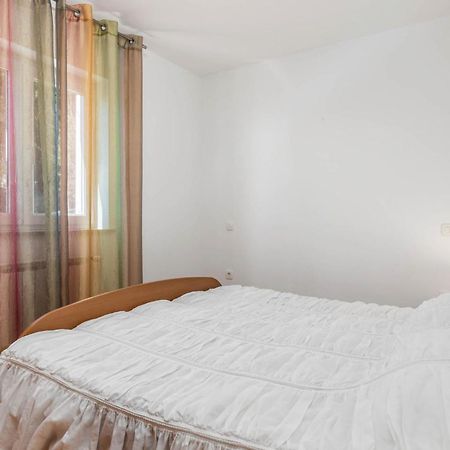 Pet Friendly Apartment In Icici With Wifi Kültér fotó