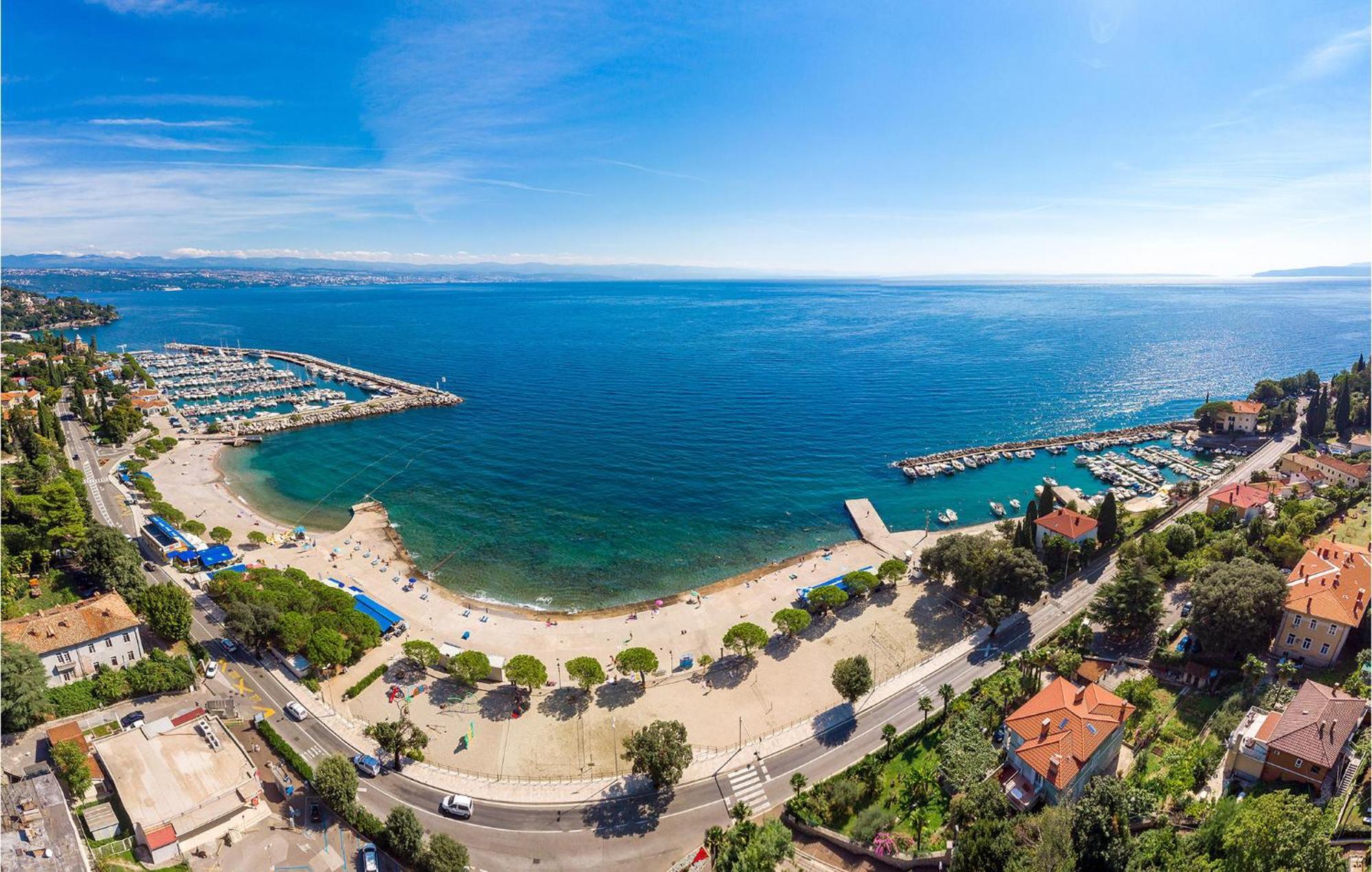Pet Friendly Apartment In Icici With Wifi Kültér fotó